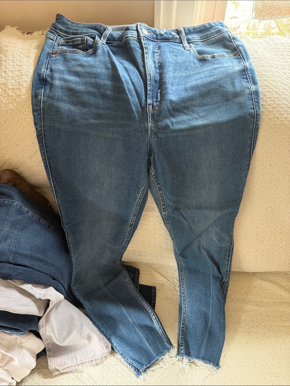 Old Navy Women's Light Blue Skinny Jeans
